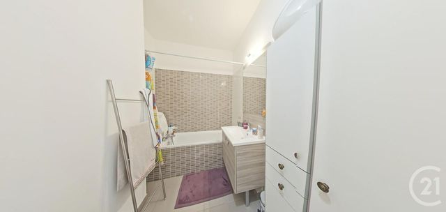 Afficher la photo en grand Appartement F4 à vendre - 4 pièces - 99.84 m2 - MAISONS ALFORT - 94 - ILE-DE-FRANCE - Century 21 Lb Immobilier