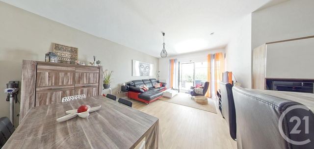 Afficher la photo en grand Appartement F4 à vendre - 4 pièces - 99.84 m2 - MAISONS ALFORT - 94 - ILE-DE-FRANCE - Century 21 Lb Immobilier