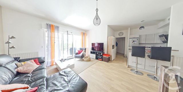 Afficher la photo en grand Appartement F4 à vendre - 4 pièces - 99.84 m2 - MAISONS ALFORT - 94 - ILE-DE-FRANCE - Century 21 Lb Immobilier