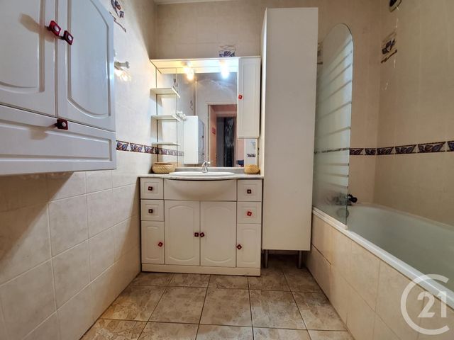 Afficher la photo en grand Appartement F4 à vendre - 4 pièces - 86.7 m2 - MAISONS ALFORT - 94 - ILE-DE-FRANCE - Century 21 Lb Immobilier