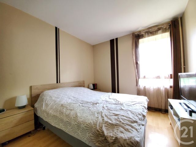 Afficher la photo en grand Appartement F4 à vendre - 4 pièces - 86.7 m2 - MAISONS ALFORT - 94 - ILE-DE-FRANCE - Century 21 Lb Immobilier