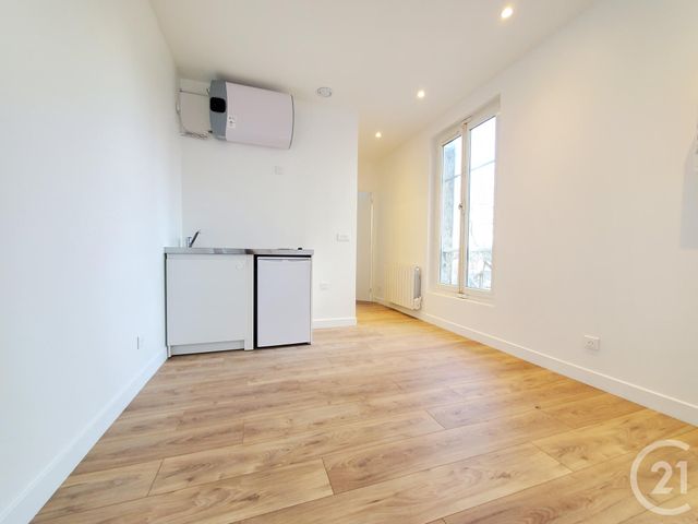 Appartement F2 à louer - 2 pièces - 22.15 m2 - IVRY SUR SEINE - 94 - ILE-DE-FRANCE - Century 21 Lb Immobilier