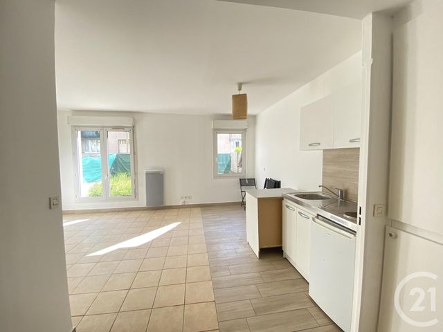 Appartement Studio à louer - 1 pièce - 27.7 m2 - ALFORTVILLE - 94 - ILE-DE-FRANCE - Century 21 Lb Immobilier
