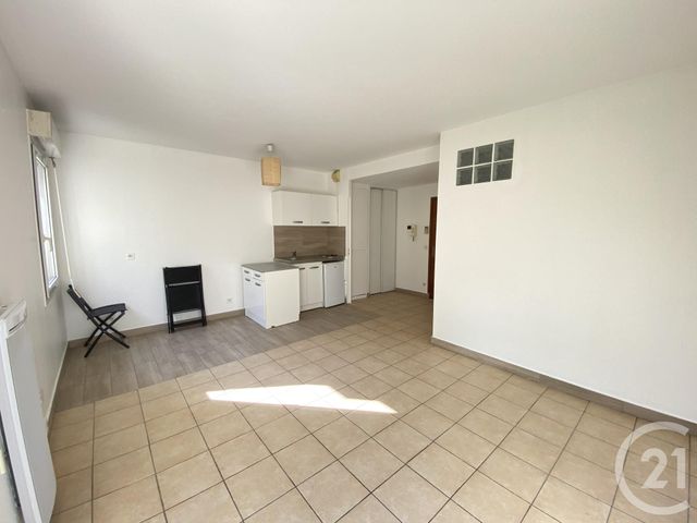 Appartement Studio à louer - 1 pièce - 27.7 m2 - ALFORTVILLE - 94 - ILE-DE-FRANCE - Century 21 Lb Immobilier