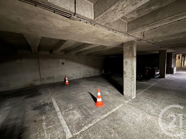 parking à louer - 9.0 m2 - MAISONS ALFORT - 94 - ILE-DE-FRANCE - Century 21 Lb Immobilier