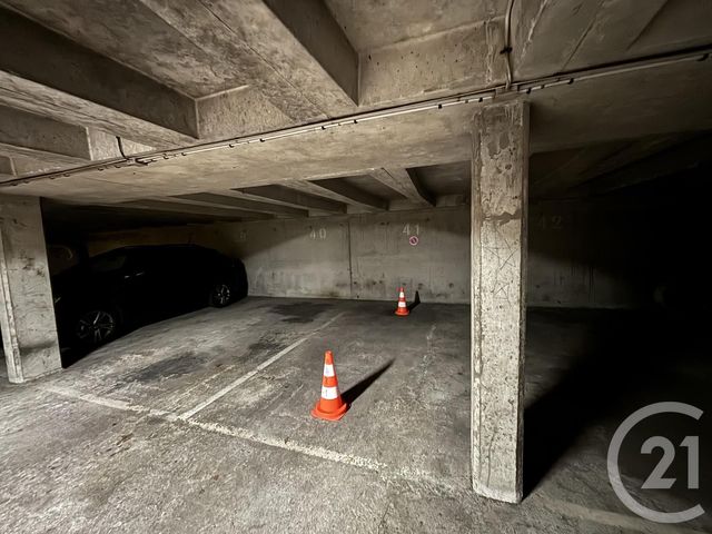 parking à louer - 9.0 m2 - MAISONS ALFORT - 94 - ILE-DE-FRANCE - Century 21 Lb Immobilier