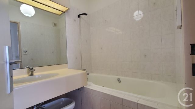 Appartement F3 à vendre - 3 pièces - 71.51 m2 - MAISONS ALFORT - 94 - ILE-DE-FRANCE - Century 21 Lb Immobilier