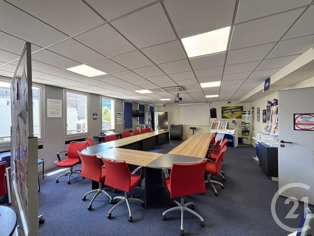 entreprise à louer - 928.0 m2 - MONTREUIL - 93 - ILE-DE-FRANCE - Century 21 Lb Immobilier