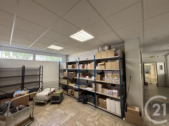 entreprise à louer - 450.0 m2 - MONTREUIL - 93 - ILE-DE-FRANCE - Century 21 Lb Immobilier