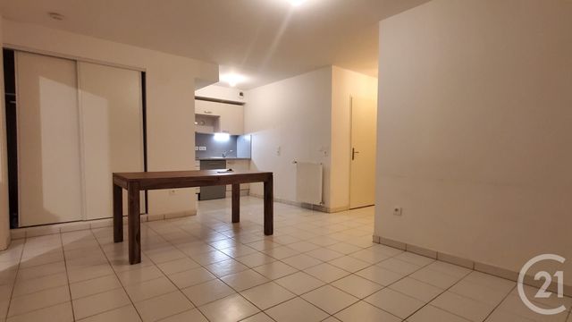 Appartement F2 à louer - 2 pièces - 48.04 m2 - MAISONS ALFORT - 94 - ILE-DE-FRANCE - Century 21 Lb Immobilier