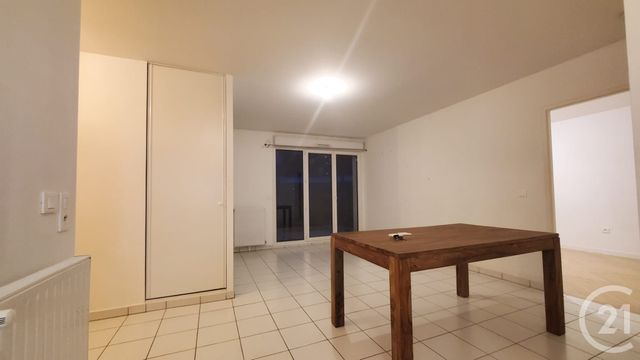 Appartement F2 à louer - 2 pièces - 48.04 m2 - MAISONS ALFORT - 94 - ILE-DE-FRANCE - Century 21 Lb Immobilier