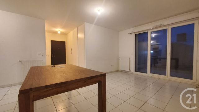 Appartement F2 à louer - 2 pièces - 48.04 m2 - MAISONS ALFORT - 94 - ILE-DE-FRANCE - Century 21 Lb Immobilier