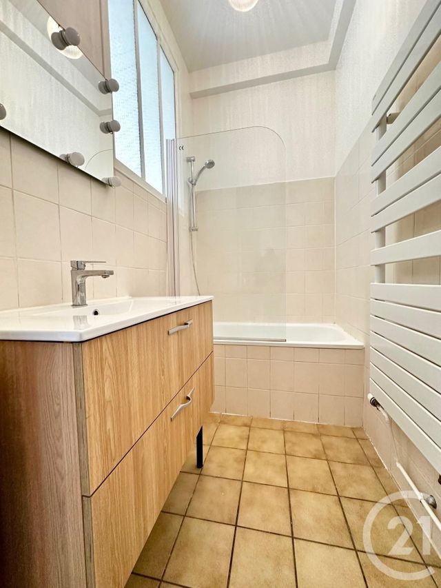 Appartement F2 à louer - 2 pièces - 48.27 m2 - MAISONS ALFORT - 94 - ILE-DE-FRANCE - Century 21 Lb Immobilier