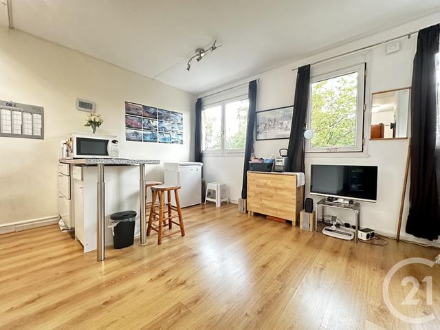 Appartement Studio à vendre - 1 pièce - 25.2 m2 - ST MAURICE - 94 - ILE-DE-FRANCE - Century 21 Lb Immobilier