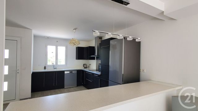 Appartement F3 à louer - 4 pièces - 76.7 m2 - LIMEIL BREVANNES - 94 - ILE-DE-FRANCE - Century 21 Lb Immobilier