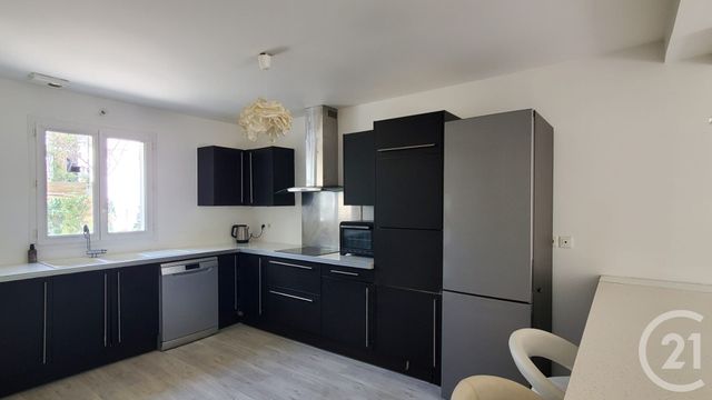 Appartement F3 à louer - 4 pièces - 76.7 m2 - LIMEIL BREVANNES - 94 - ILE-DE-FRANCE - Century 21 Lb Immobilier
