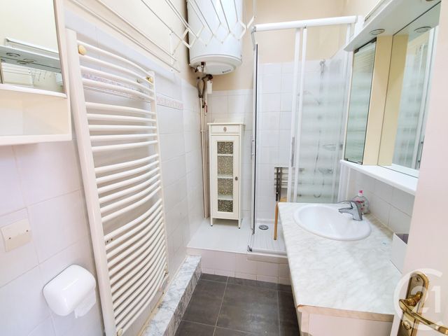 Appartement F2 à louer - 2 pièces - 39.0 m2 - MAISONS ALFORT - 94 - ILE-DE-FRANCE - Century 21 Lb Immobilier