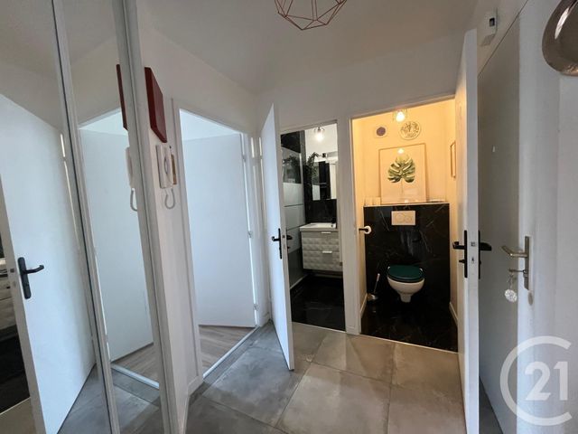 Appartement F2 à vendre - 2 pièces - 46.07 m2 - CRETEIL - 94 - ILE-DE-FRANCE - Century 21 Lb Immobilier