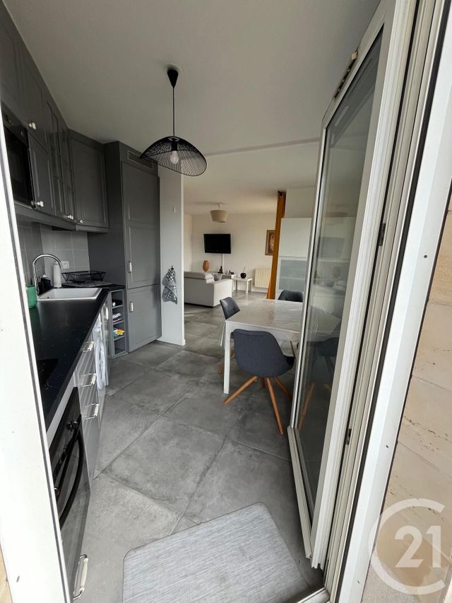 Appartement F2 à vendre - 2 pièces - 46.07 m2 - CRETEIL - 94 - ILE-DE-FRANCE - Century 21 Lb Immobilier