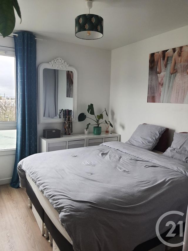 Appartement F2 à vendre - 2 pièces - 46.07 m2 - CRETEIL - 94 - ILE-DE-FRANCE - Century 21 Lb Immobilier