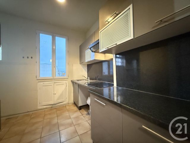 Appartement F3 à louer - 3 pièces - 55.13 m2 - ALFORTVILLE - 94 - ILE-DE-FRANCE - Century 21 Lb Immobilier