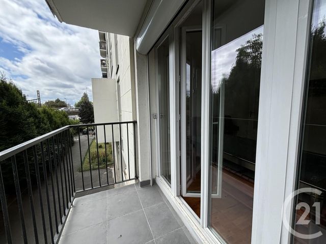 Appartement F4 à louer - 4 pièces - 72.41 m2 - CHARENTON LE PONT - 94 - ILE-DE-FRANCE - Century 21 Lb Immobilier