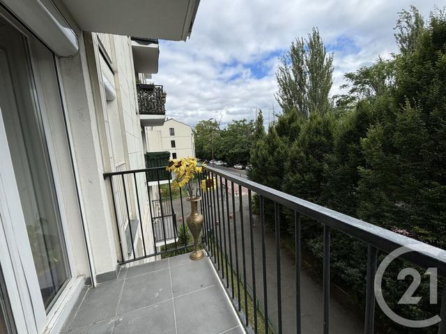 Appartement F4 à louer - 4 pièces - 72.41 m2 - CHARENTON LE PONT - 94 - ILE-DE-FRANCE - Century 21 Lb Immobilier