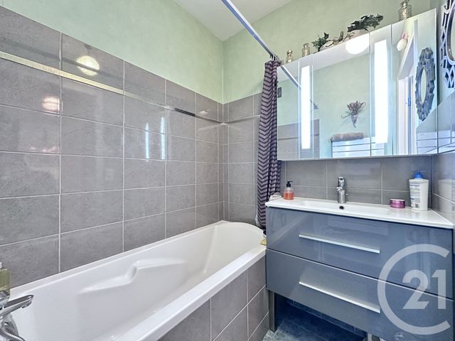 Appartement F2 à vendre - 2 pièces - 38.64 m2 - MAISONS ALFORT - 94 - ILE-DE-FRANCE - Century 21 Lb Immobilier