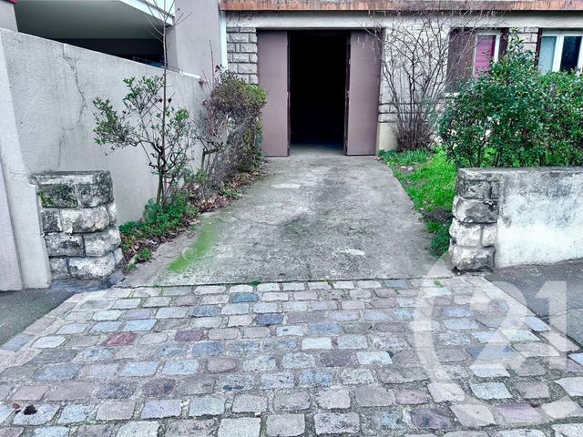 parking à louer - 21.6 m2 - ALFORTVILLE - 94 - ILE-DE-FRANCE - Century 21 Lb Immobilier
