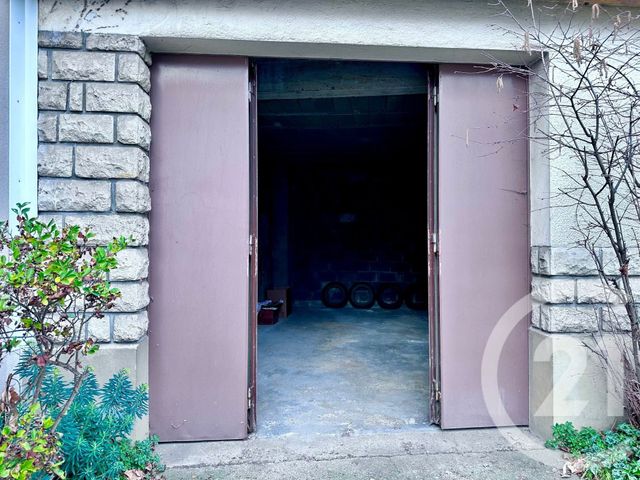 parking à louer - 21.6 m2 - ALFORTVILLE - 94 - ILE-DE-FRANCE - Century 21 Lb Immobilier