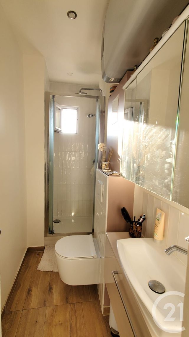 Appartement F2 bis à louer - 2 pièces - 40.11 m2 - PARIS - 75017 - ILE-DE-FRANCE - Century 21 Lb Immobilier