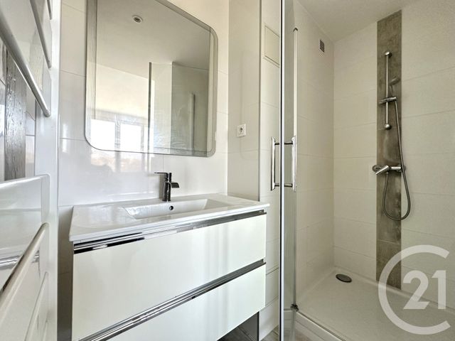 Appartement F2 à vendre - 2 pièces - 40.0 m2 - MAISONS ALFORT - 94 - ILE-DE-FRANCE - Century 21 Lb Immobilier