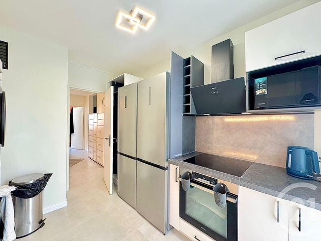 Appartement Chambre à louer - 1 pièce - 43.16 m2 - ALFORTVILLE - 94 - ILE-DE-FRANCE - Century 21 Lb Immobilier