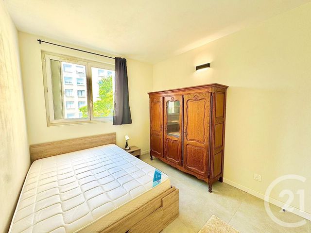 Appartement Chambre à louer - 1 pièce - 42.76 m2 - ALFORTVILLE - 94 - ILE-DE-FRANCE - Century 21 Lb Immobilier