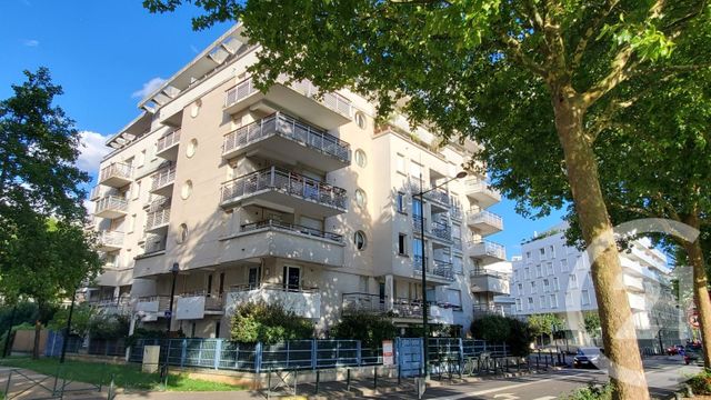 Appartement F3 à louer - 3 pièces - 59.98 m2 - ALFORTVILLE - 94 - ILE-DE-FRANCE - Century 21 Lb Immobilier