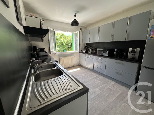 maison à vendre - 6 pièces - 122.0 m2 - BRIE COMTE ROBERT - 77 - ILE-DE-FRANCE - Century 21 Lb Immobilier