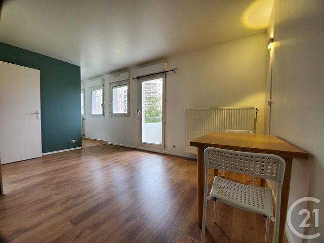 Appartement F1 à louer - 1 pièce - 28.5 m2 - MAISONS ALFORT - 94 - ILE-DE-FRANCE - Century 21 Lb Immobilier