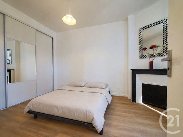 Appartement F2 à louer - 2 pièces - 29.4 m2 - IVRY SUR SEINE - 94 - ILE-DE-FRANCE - Century 21 Lb Immobilier