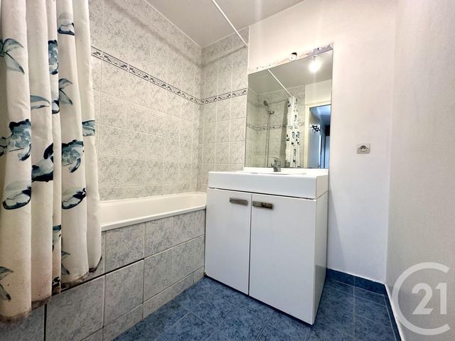 Appartement F3 à vendre - 3 pièces - 63.82 m2 - MAISONS ALFORT - 94 - ILE-DE-FRANCE - Century 21 Lb Immobilier