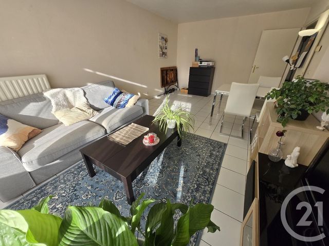 Appartement F3 à vendre - 3 pièces - 63.82 m2 - MAISONS ALFORT - 94 - ILE-DE-FRANCE - Century 21 Lb Immobilier