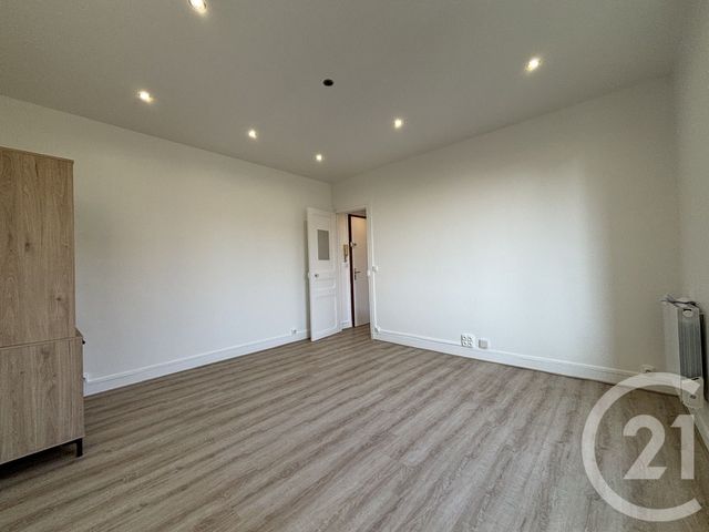 Appartement Studio à louer - 1 pièce - 29.45 m2 - MAISONS ALFORT - 94 - ILE-DE-FRANCE - Century 21 Lb Immobilier