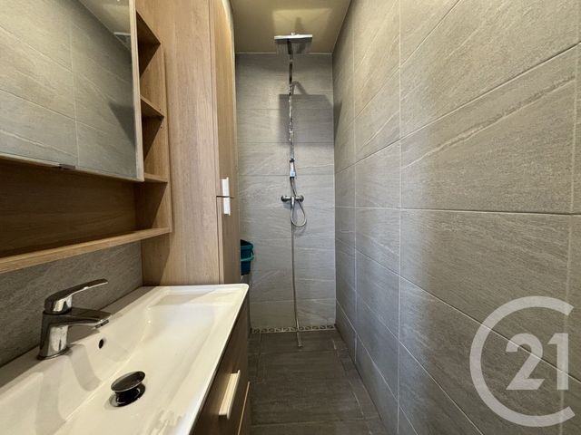 Appartement Studio à louer - 1 pièce - 29.45 m2 - MAISONS ALFORT - 94 - ILE-DE-FRANCE - Century 21 Lb Immobilier