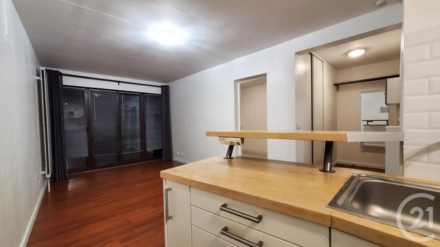 Appartement F2 à louer - 2 pièces - 39.59 m2 - LE PERREUX SUR MARNE - 94 - ILE-DE-FRANCE - Century 21 Lb Immobilier