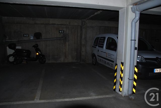 parking à louer - 10.53 m2 - MAISONS ALFORT - 94 - ILE-DE-FRANCE - Century 21 Lb Immobilier