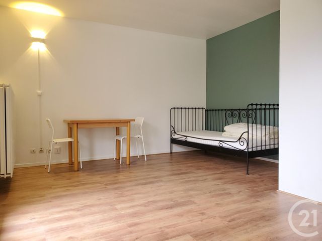 Appartement F1 à louer - 1 pièce - 28.5 m2 - MAISONS ALFORT - 94 - ILE-DE-FRANCE - Century 21 Lb Immobilier