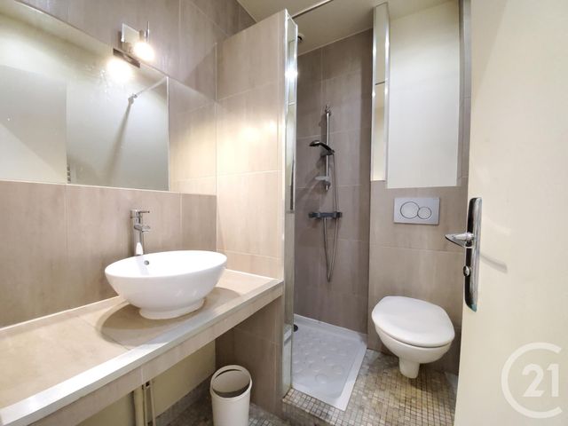 Appartement F2 à louer - 2 pièces - 23.89 m2 - IVRY SUR SEINE - 94 - ILE-DE-FRANCE - Century 21 Lb Immobilier