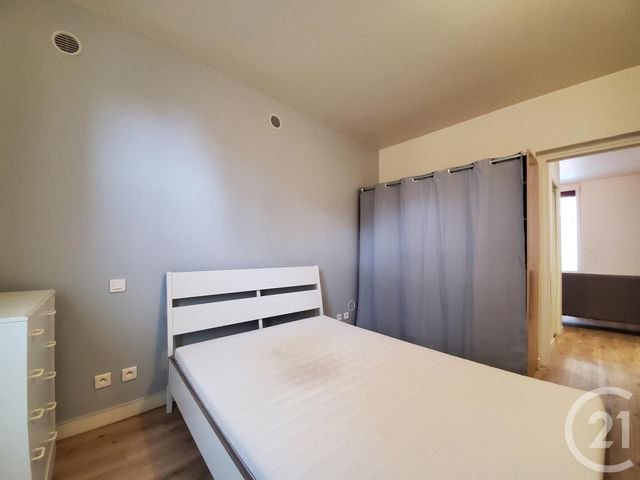 Appartement F2 à louer - 2 pièces - 23.89 m2 - IVRY SUR SEINE - 94 - ILE-DE-FRANCE - Century 21 Lb Immobilier